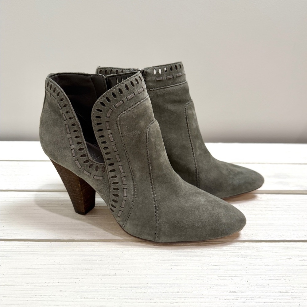 Vince Camuto Reeista Grey Suede Booties Size 8.5M